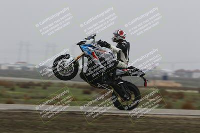 media/Nov-29-2025-TrackDaz (Sat) [[10ae2d9bce]]/A Group/Session 4 (Wheelie Bump)/